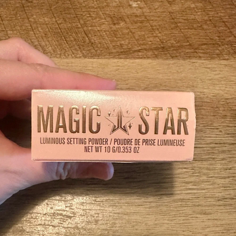 NWT Jeffree Star Magic Star Luminous Setting Powder - Natural